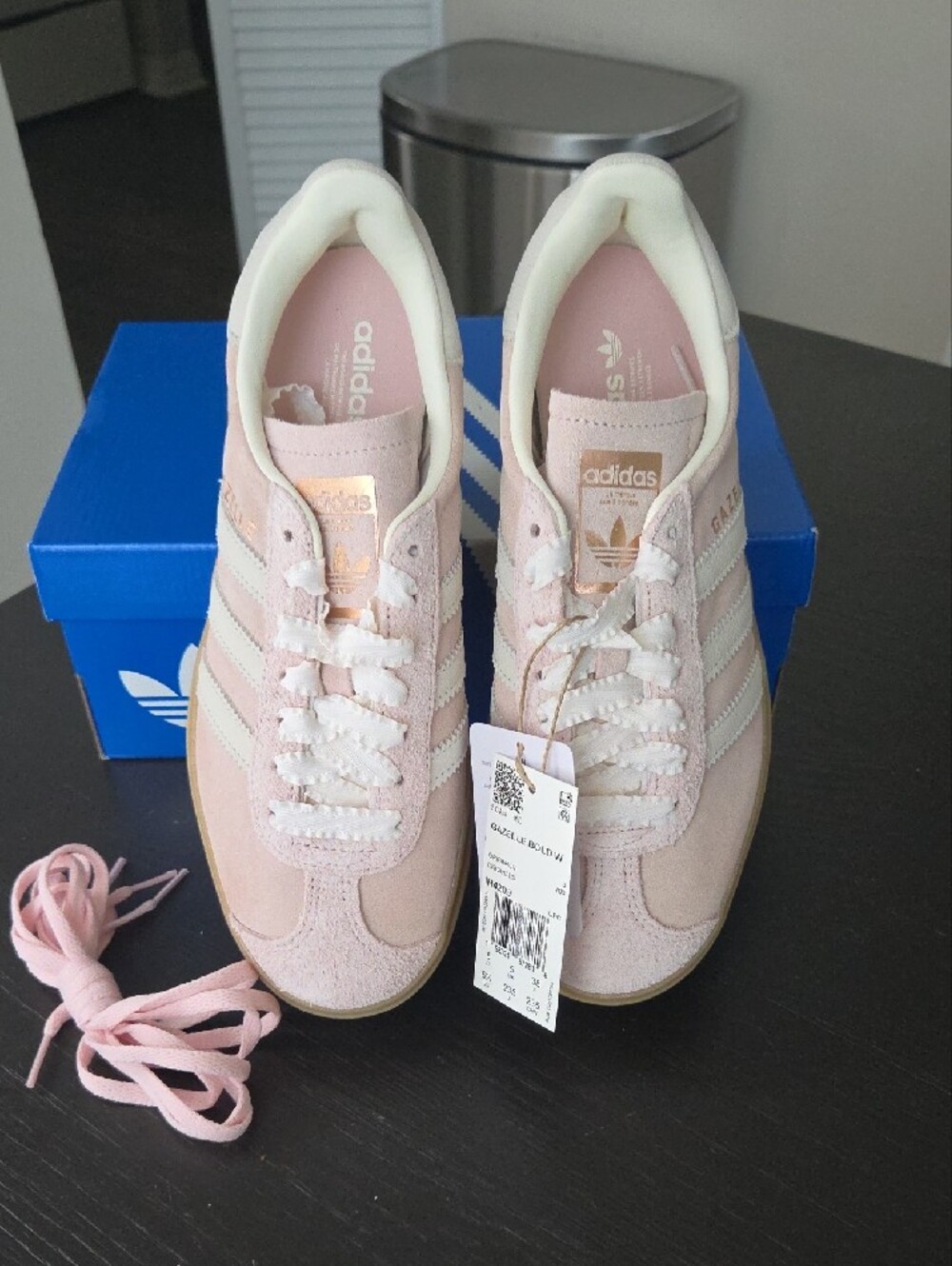 NWT Adidas Women's GAZELLE BOLD 'Sandy Pink Off White' Shoes IH4209 - Picture 3 of 10